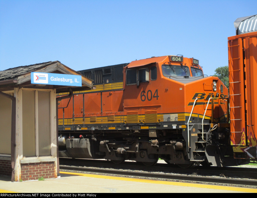 BNSF 604